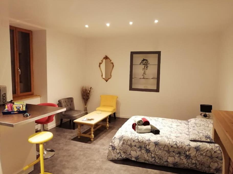 La Chambre De Ze Tournus Exterior foto